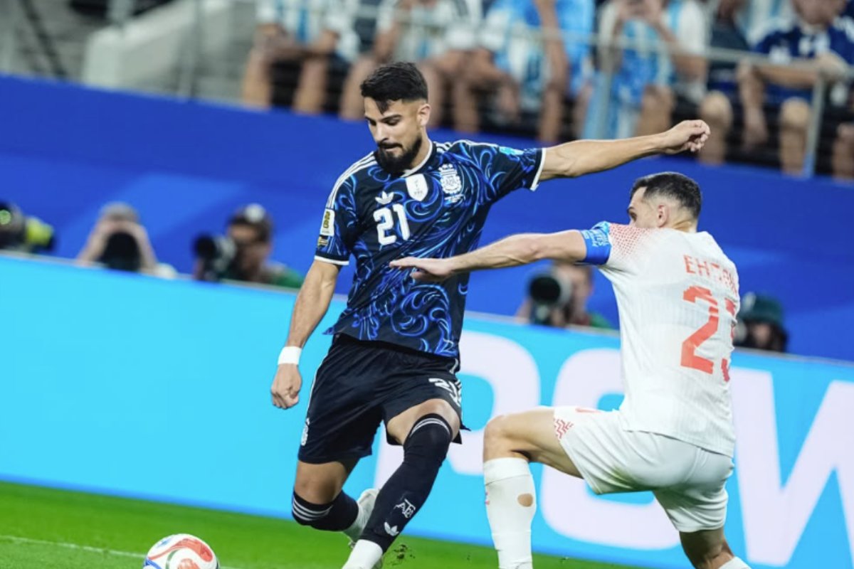 Flaco López é o último jogador do Brasileirão "vivo" na Copa do Mundo