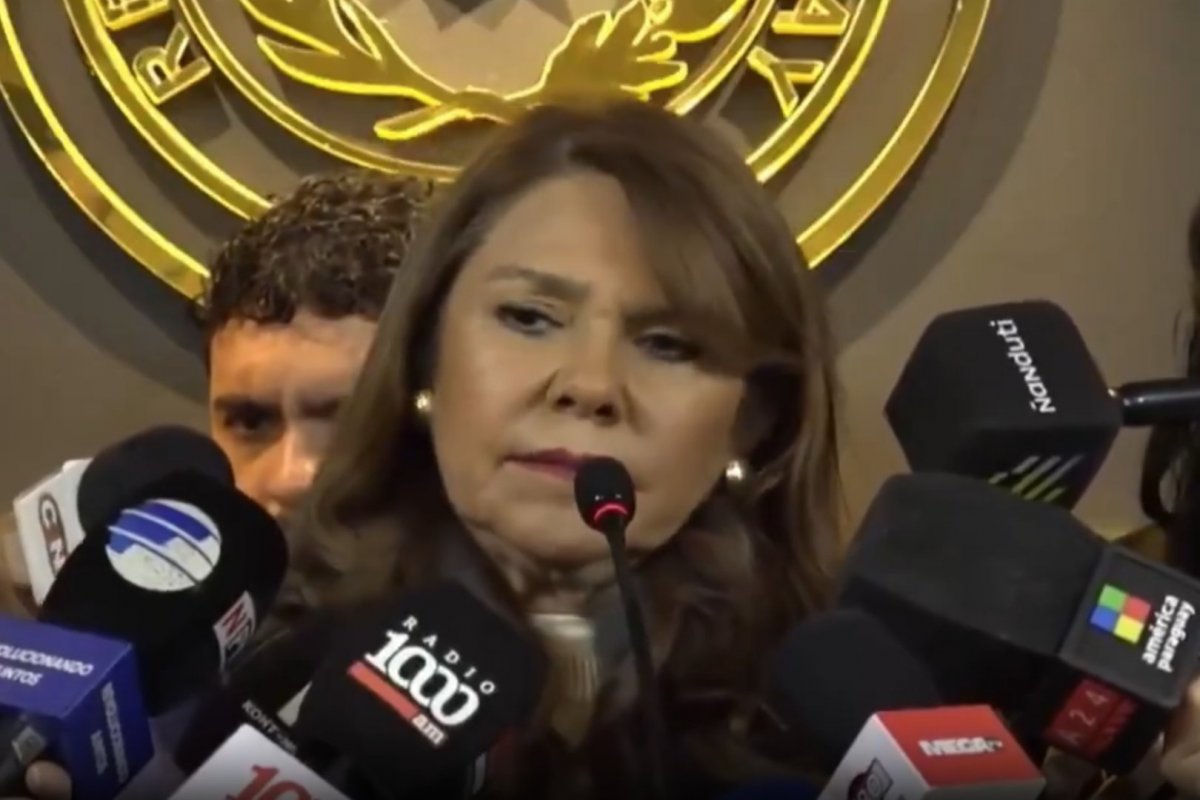 Vídeo: Senadora paraguaia investigada por falas racistas contra Mbappé culpa geração que nasceu: "Dizer 'negros de merda' era comum"