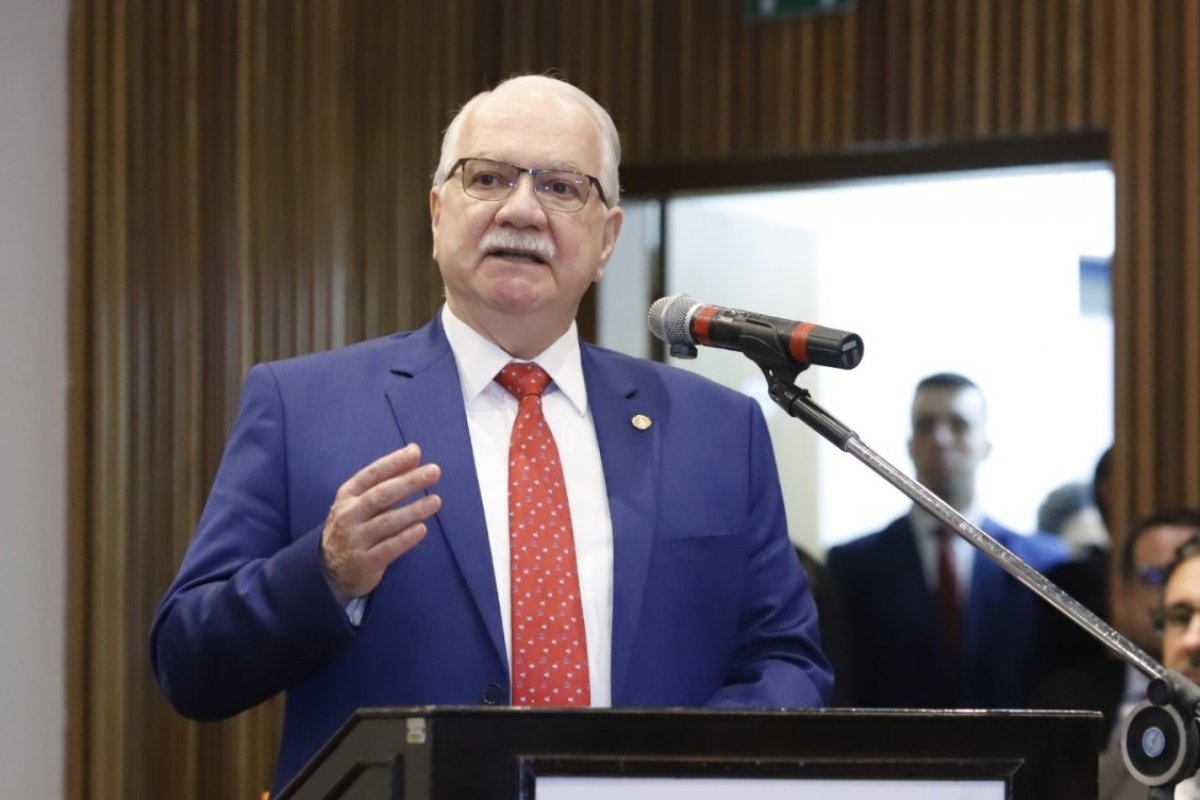 'Vai prevalecer', diz Fachin sobre soberania do Brasil diante de possível uso de força pelos EUA