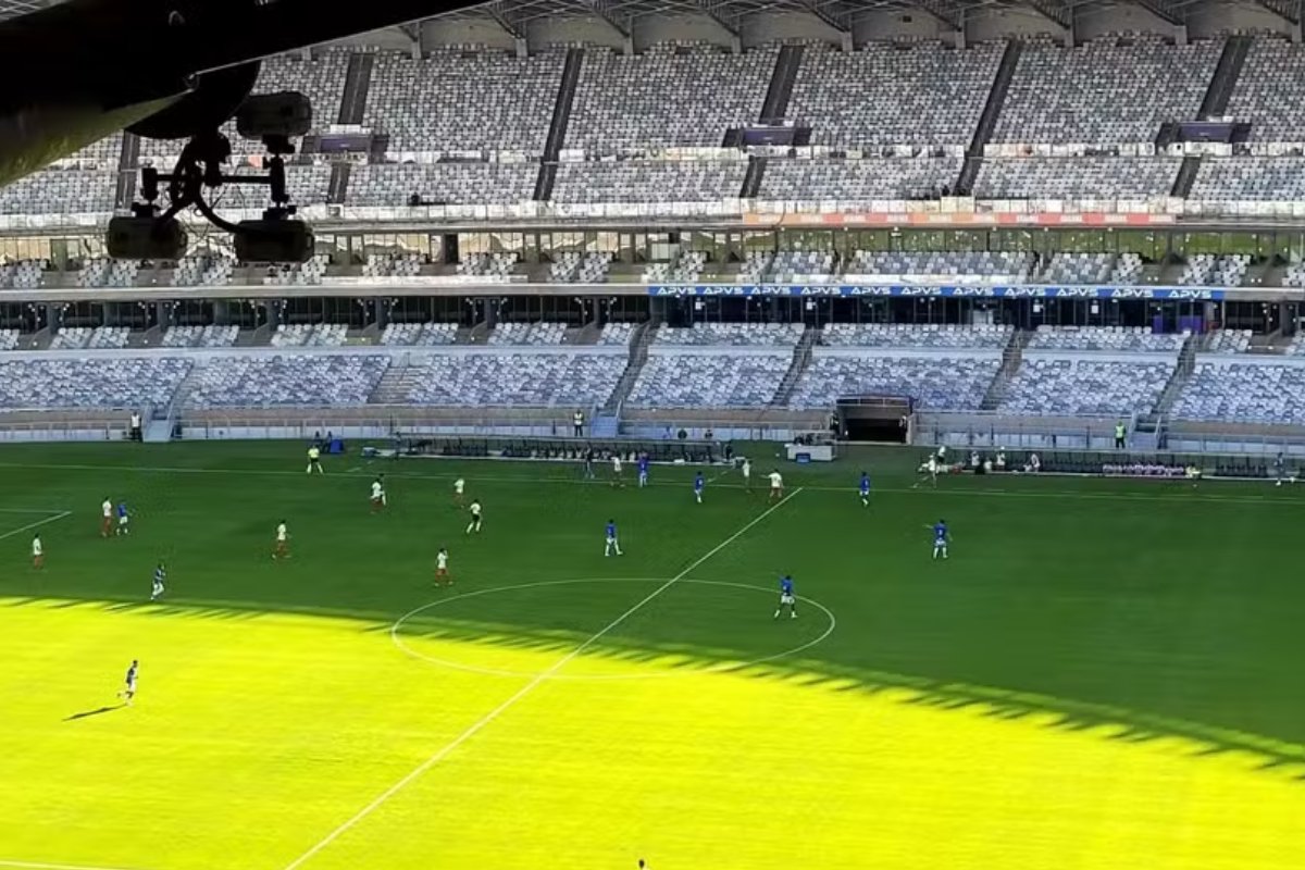 Mineirão recebe primeiro teste do impedimento semiautomático no futebol brasileiro
