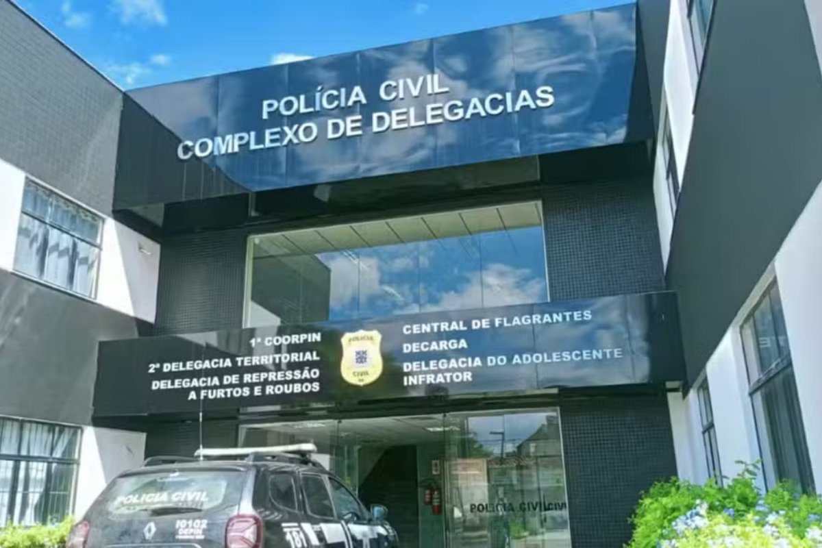 Mulher é presa suspeita de receber dinheiro para permitir estupro da filha de 9 anos na Bahia