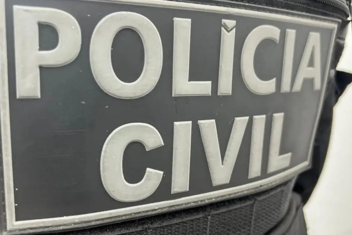 Homem é morto a tiros dentro de barbearia em Salvador