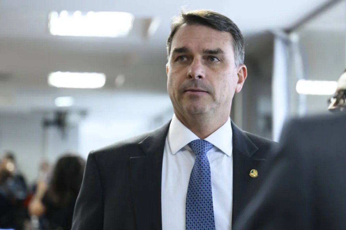 Republicanos nega apoio a pré-candidatura de Flávio Bolsonaro à presidência