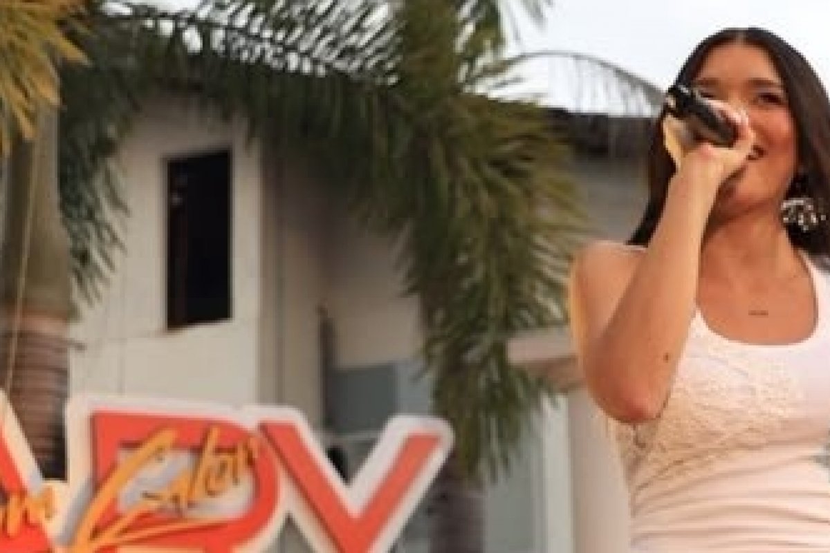 Entre sucessos e inéditas, Lary grava audiovisual em Niterói 