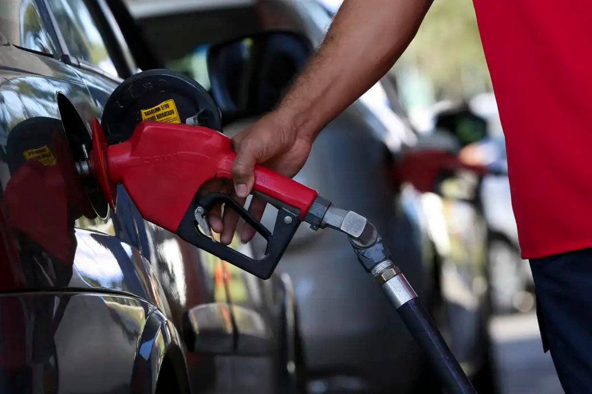 Conselho aprova aumento na porcentagem de etanol na gasolina