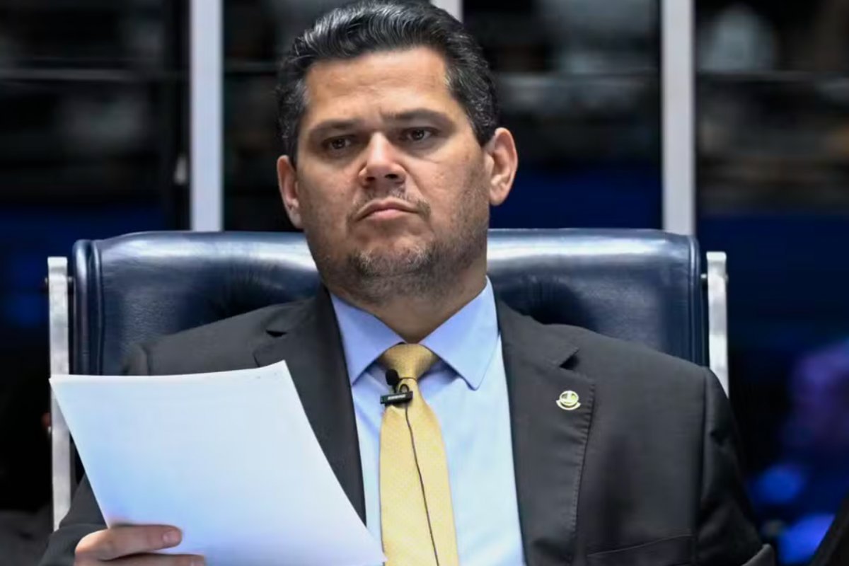 ''Quero honrar meu compromisso: diz Alcolumbre sobre votação da PEC dos agentes de saúde