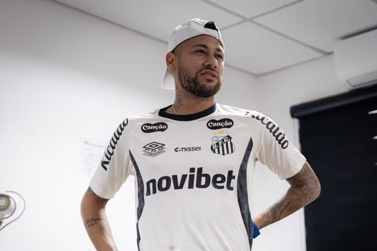 Futuro de Neymar entra em pauta em reunião com diretoria do Santos