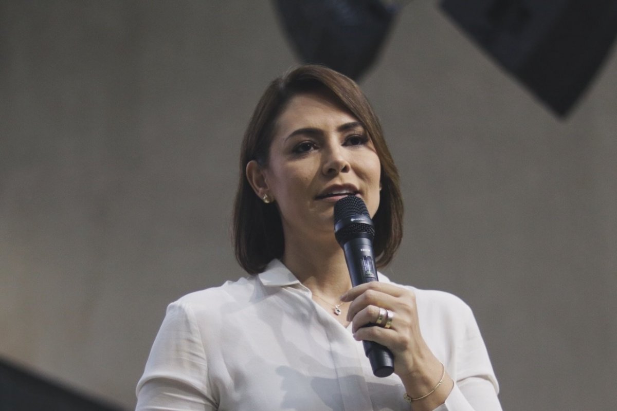 Michelle Bolsonaro muda esquema de segurança após ataques nas redes, diz portal