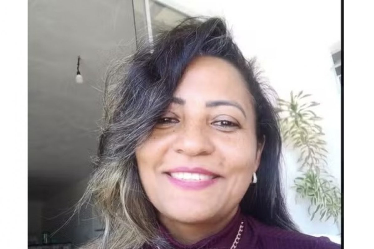 Mulher é encontrada morta dentro de casa; namorado é principal suspeito
