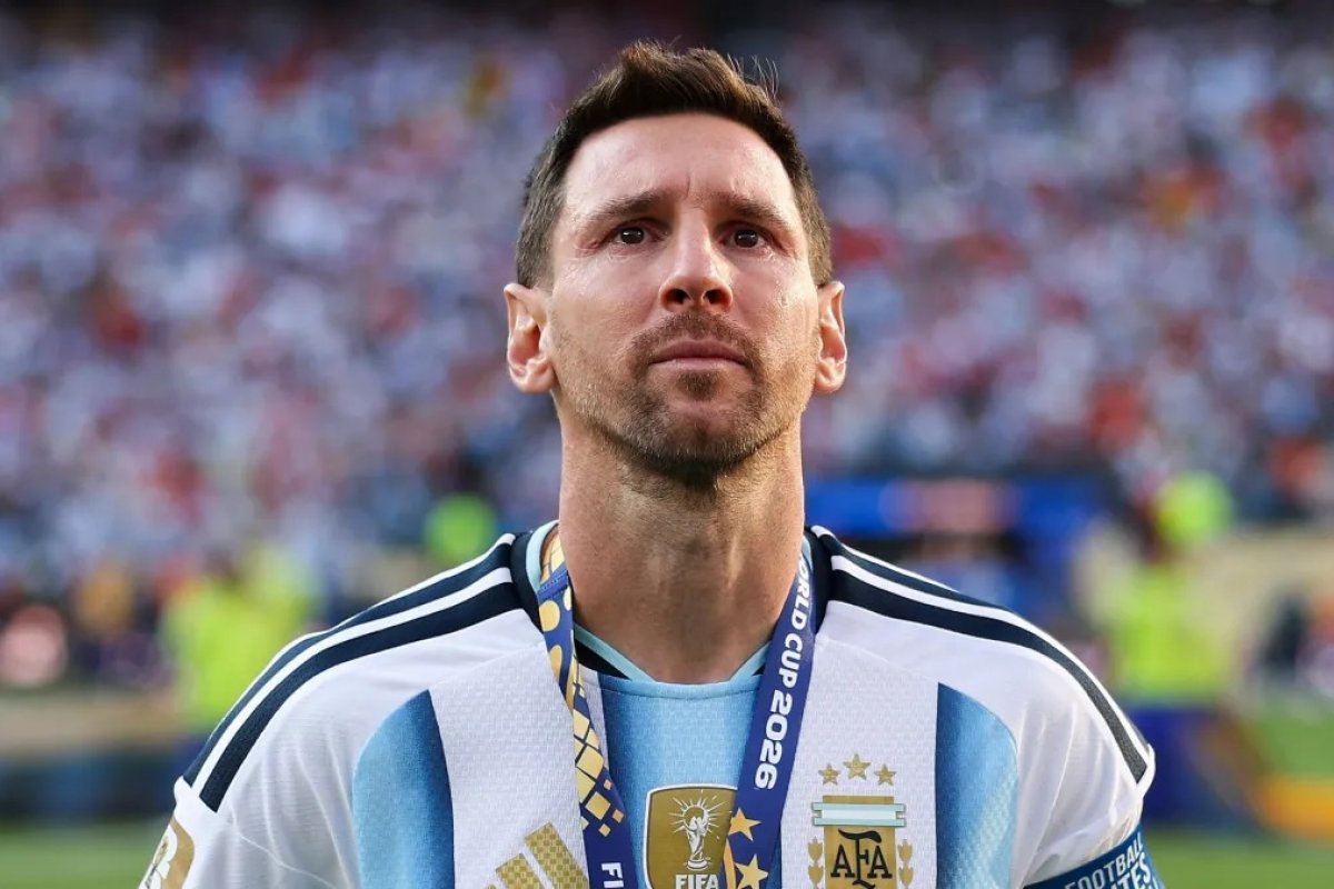 Após perder final da Copa, Messi mira milésimo gol