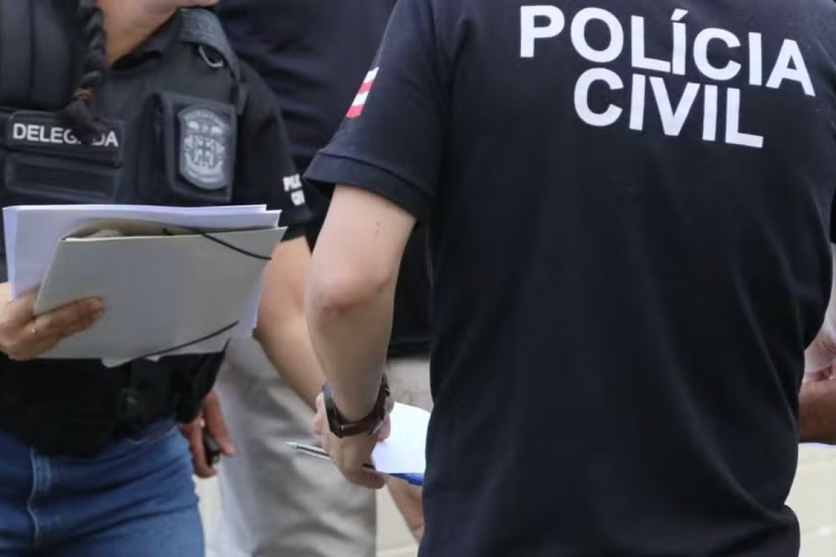 Suspeito foge de delegacia após ser preso por furtar loja em Salvador 