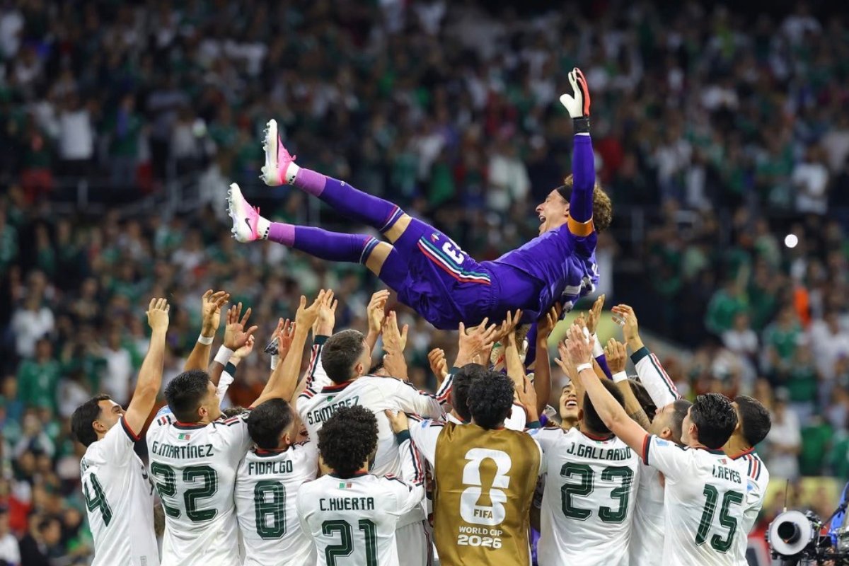 Lenda do México, Ochoa anuncia aposentadoria após seis Copas do Mundo