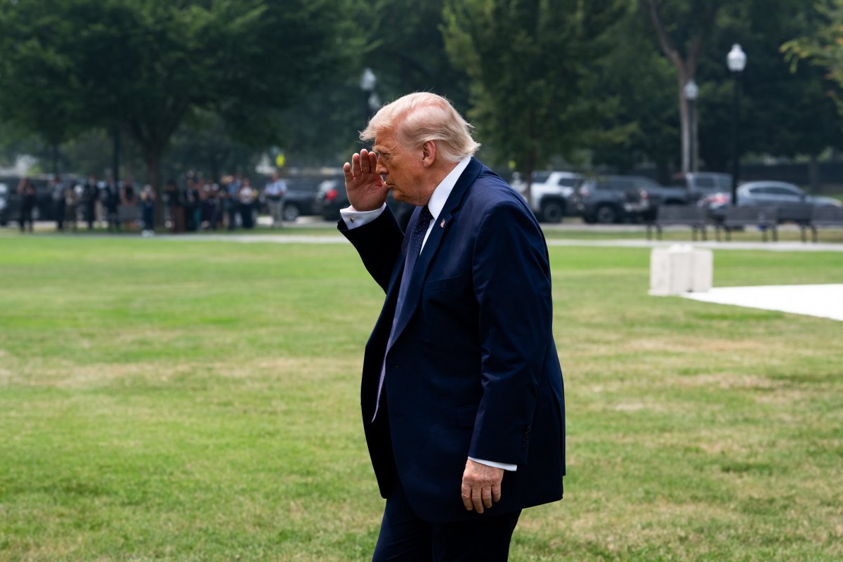 Brasil é apontado como maior perdedor do tarifaço de Trump, diz Financial Times