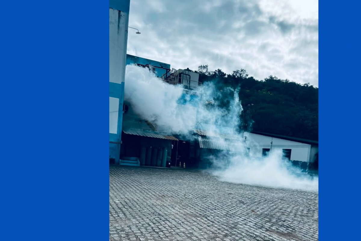 Vídeo: Vazamento de amônia é registrado em frigorífico na Bahia