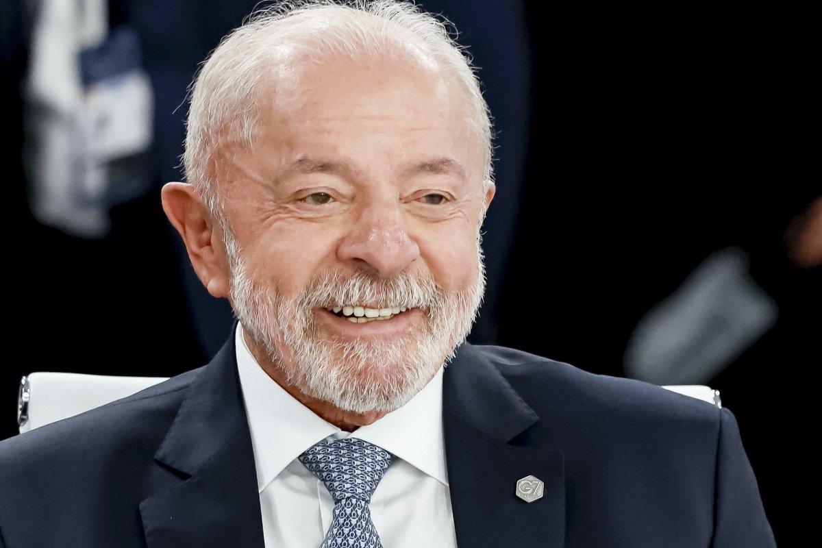 Lula mira eleitores e deve focar na “porta de saída” do Bolsa Família durante a campanha