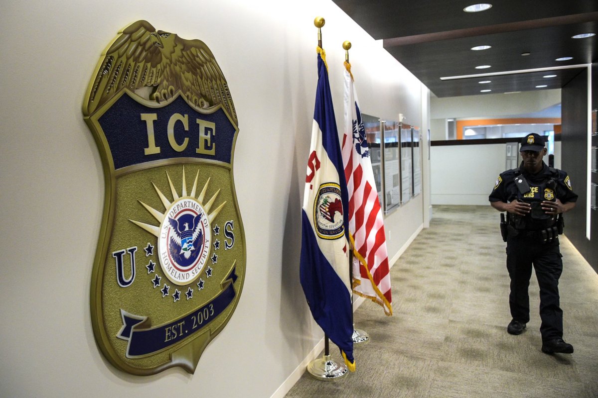 ICE inicia operação contra imigrantes em Nova York