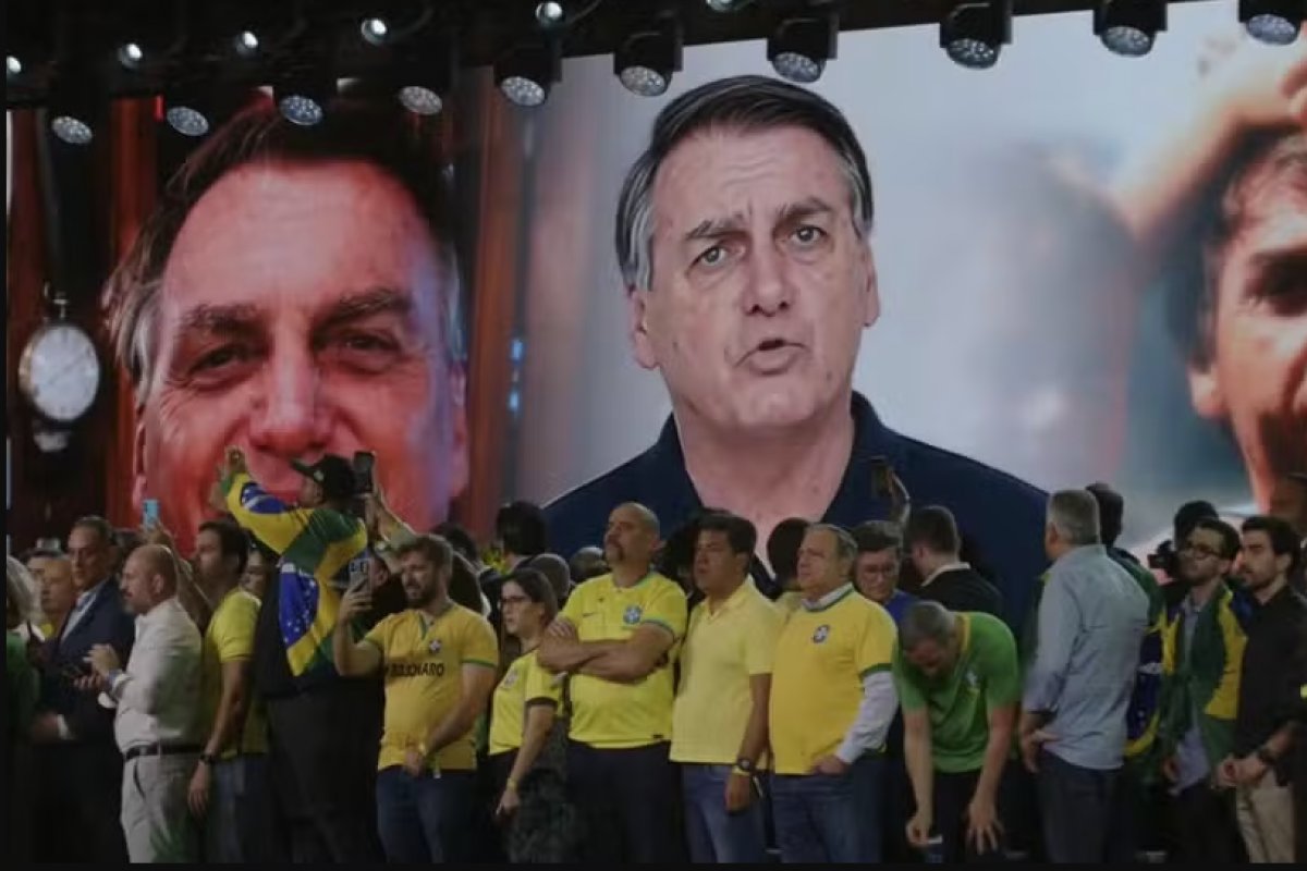 Especialistas avaliam que vídeo de IA de Bolsonaro pode causar consequências para PL e ex-presidente 