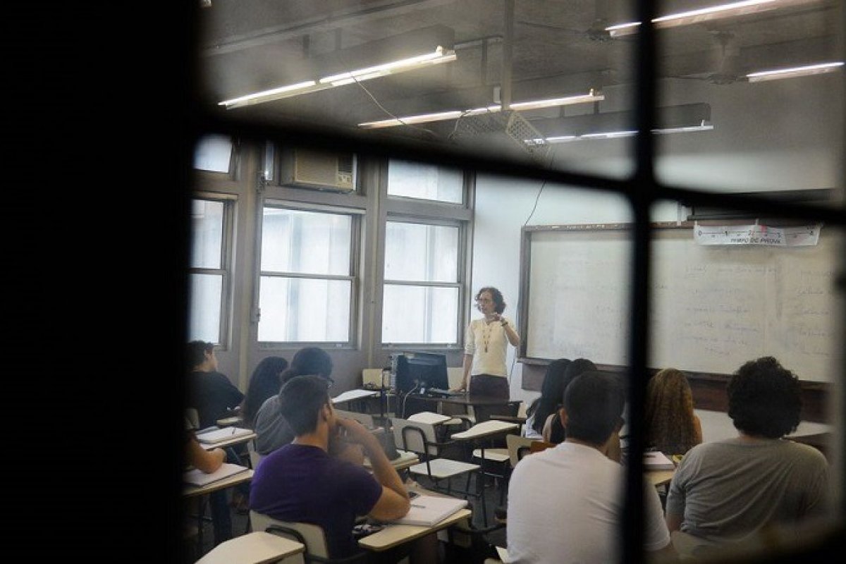 Rede privada de ensino da Bahia teme aumento de custos e fechamento de escolas