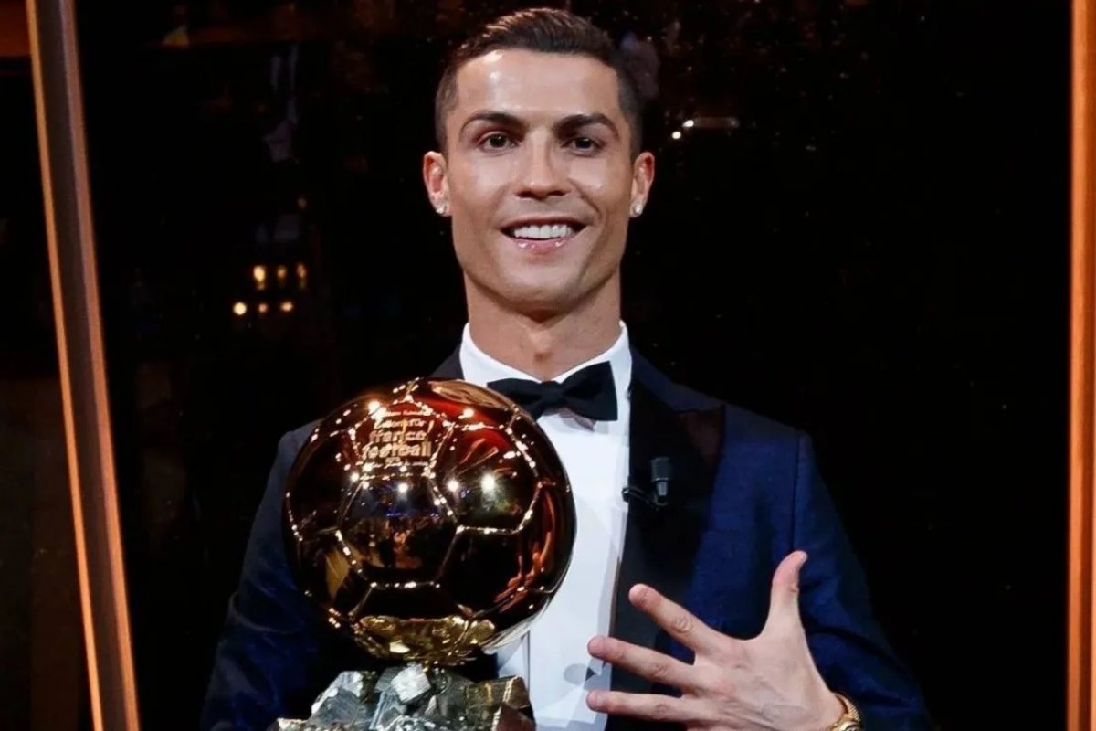 Bola de Ouro sem taças: Relembre os jogadores que ganharam o prêmio mesmo sem títulos na temporada