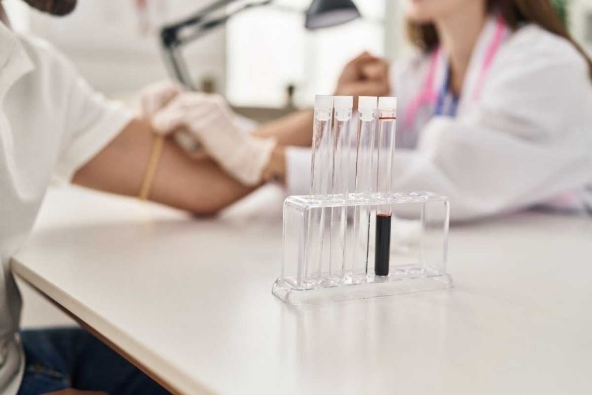 Exames laboratoriais ajudam a identificar doenças silenciosas antes dos primeiros sintomas! 