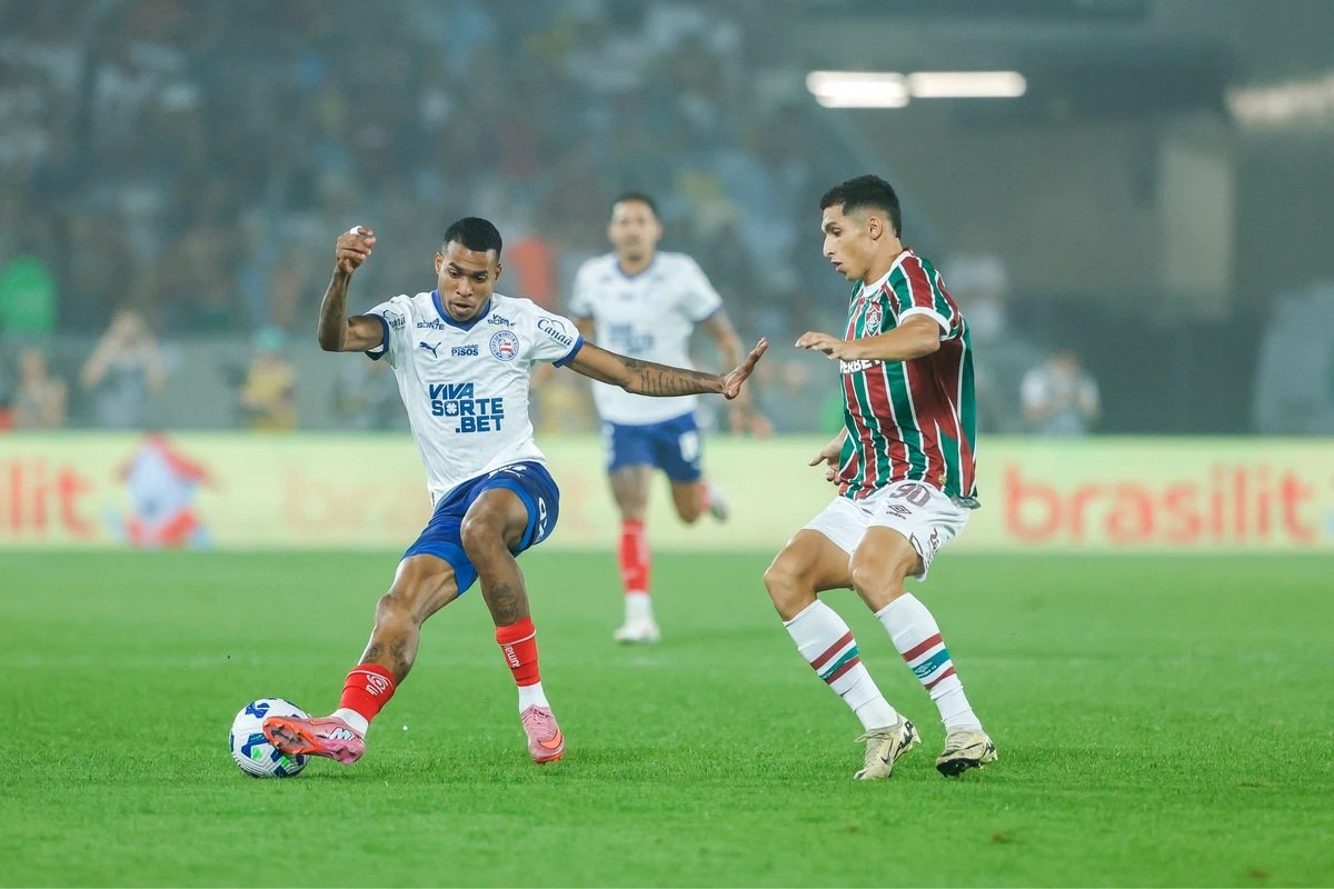 Jejum de 40 anos e sequência de derrotas recentes: Bahia tenta superar obstáculos diante do Fluminense para entrar no G-4