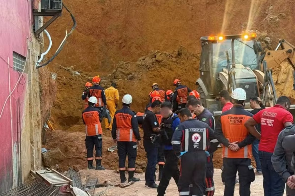 Vídeo: Empresário e pedreiros morrem soterrados durante obra irregular no ES