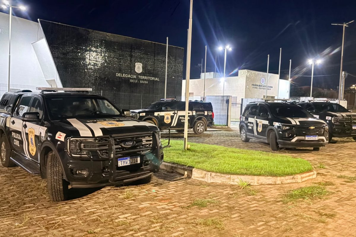 Operação policial bloqueia mais de R$ 456,5 mil de organização criminosa