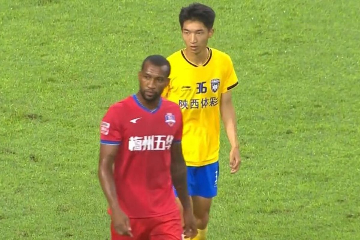Primeiro jogador no futebol chinês confirmado com o novo coronavírus é brasileiro