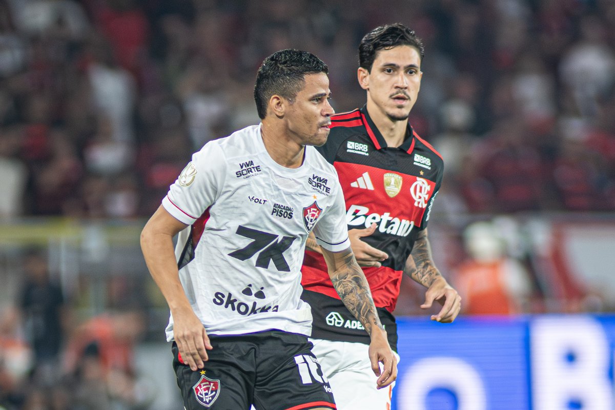 Vitória tenta levar reação da Copa do Brasil para duelo com o Flamengo no Maracanã
