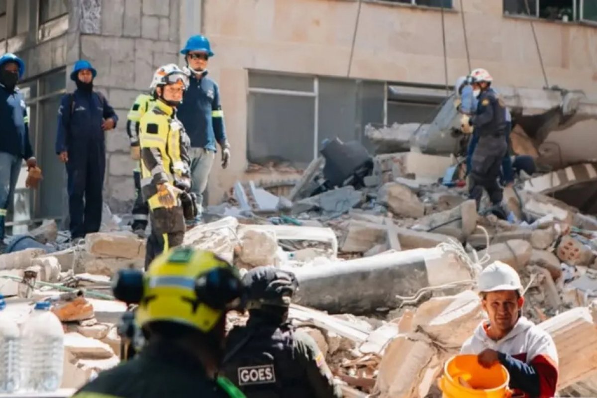 Colômbia anuncia subsídio de aluguel para vítimas de terremoto