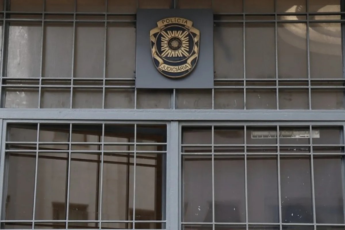 Adolescente de 15 anos confessa ter matado a mãe brasileira em Portugal