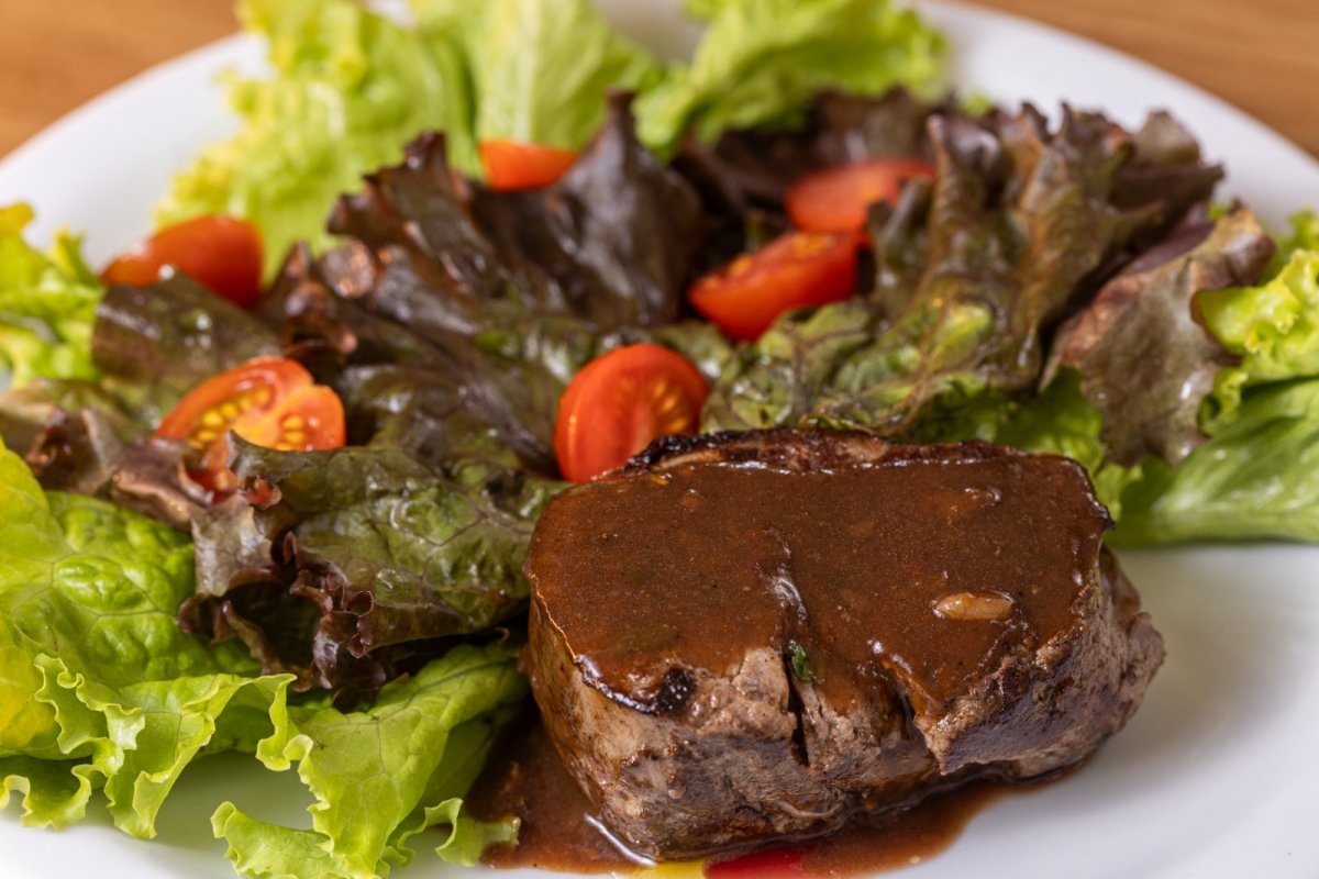 Alimentação saudável ganha mais espaço nos mercados e delicatessens com proteína em destaque! 