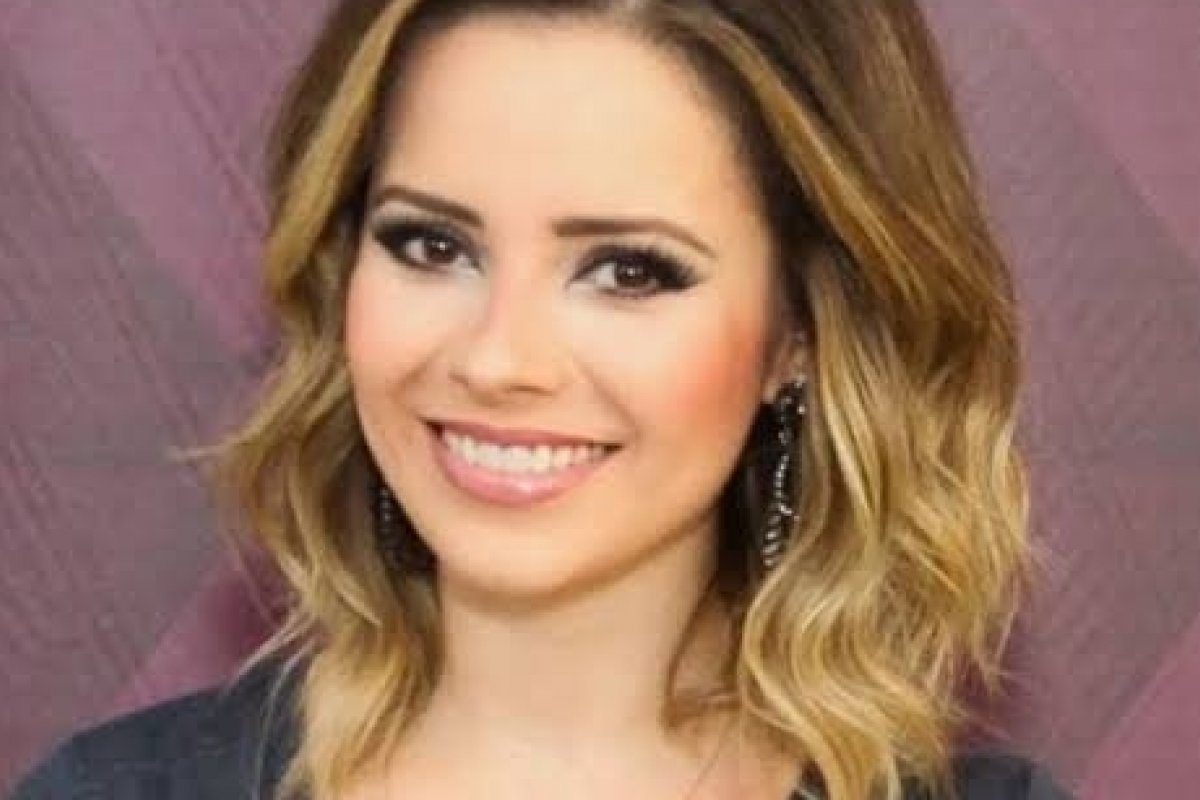 Para colaborar com a quarentena, Sandy anuncia projeto musical 