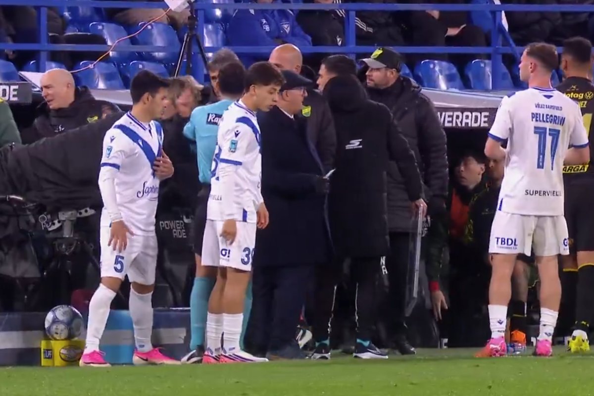 Vídeo: treinadores trocam agressões após partida em Campeonato Argentino
