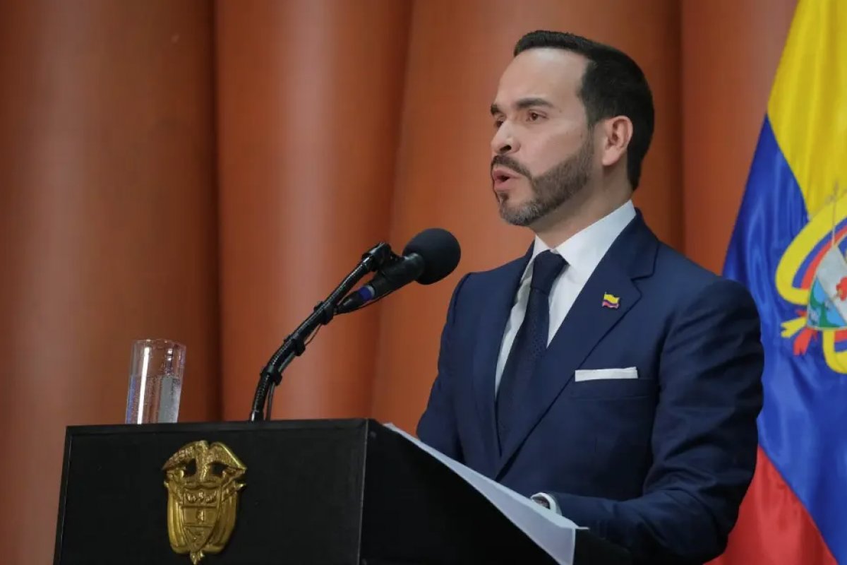 Sequência de gafes do governo da Colômbia após terremoto desgasta Espriella e ameaça ministro