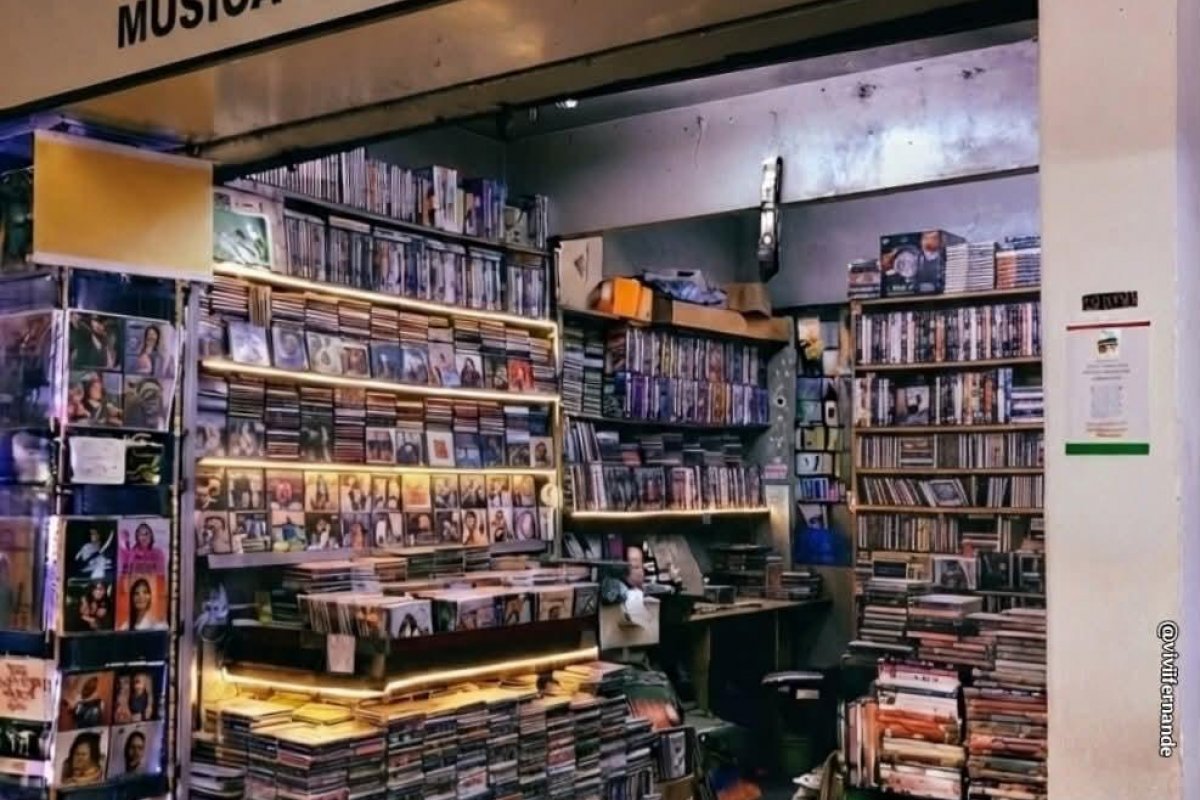 As lojas de CDs desapareceram silenciosamente e quase ninguém percebeu!