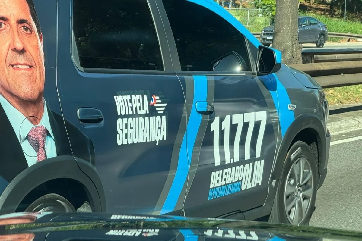  Deputado do PP faz propaganda eleitoral irregular em carro visto em SP 