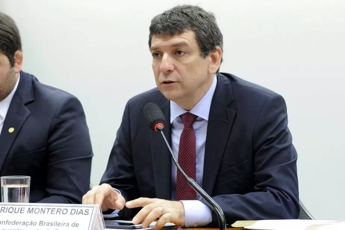 Ex-presidente de Confederação Brasileira de Levantamento de Peso é denunciado por se apropriar de veículos da entidade
