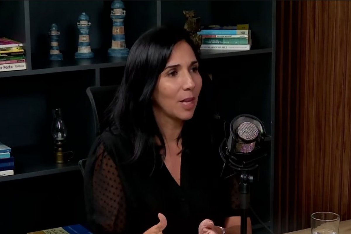 Fabiana Nery alerta para impactos do estudo totalmente digital na aprendizagem