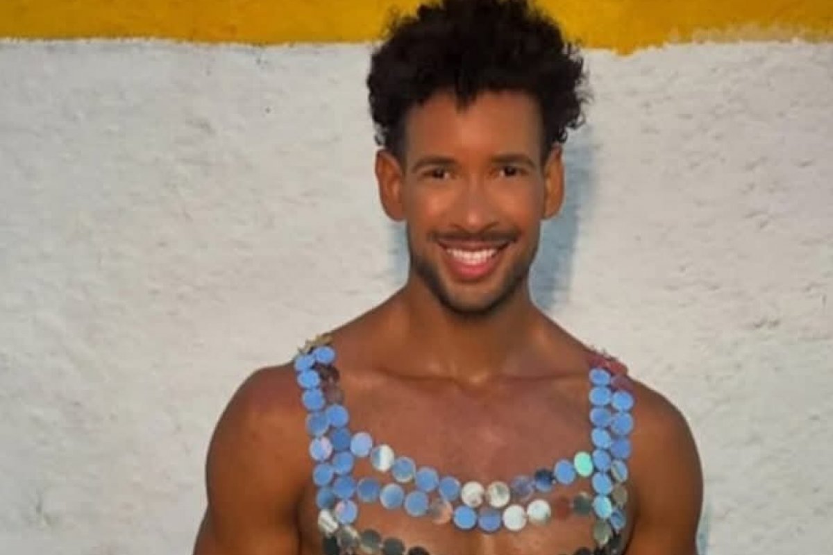  Johnathan Avelino é o novo coordenador de musos e musas da São Clemente para o Carnaval 2027! 
