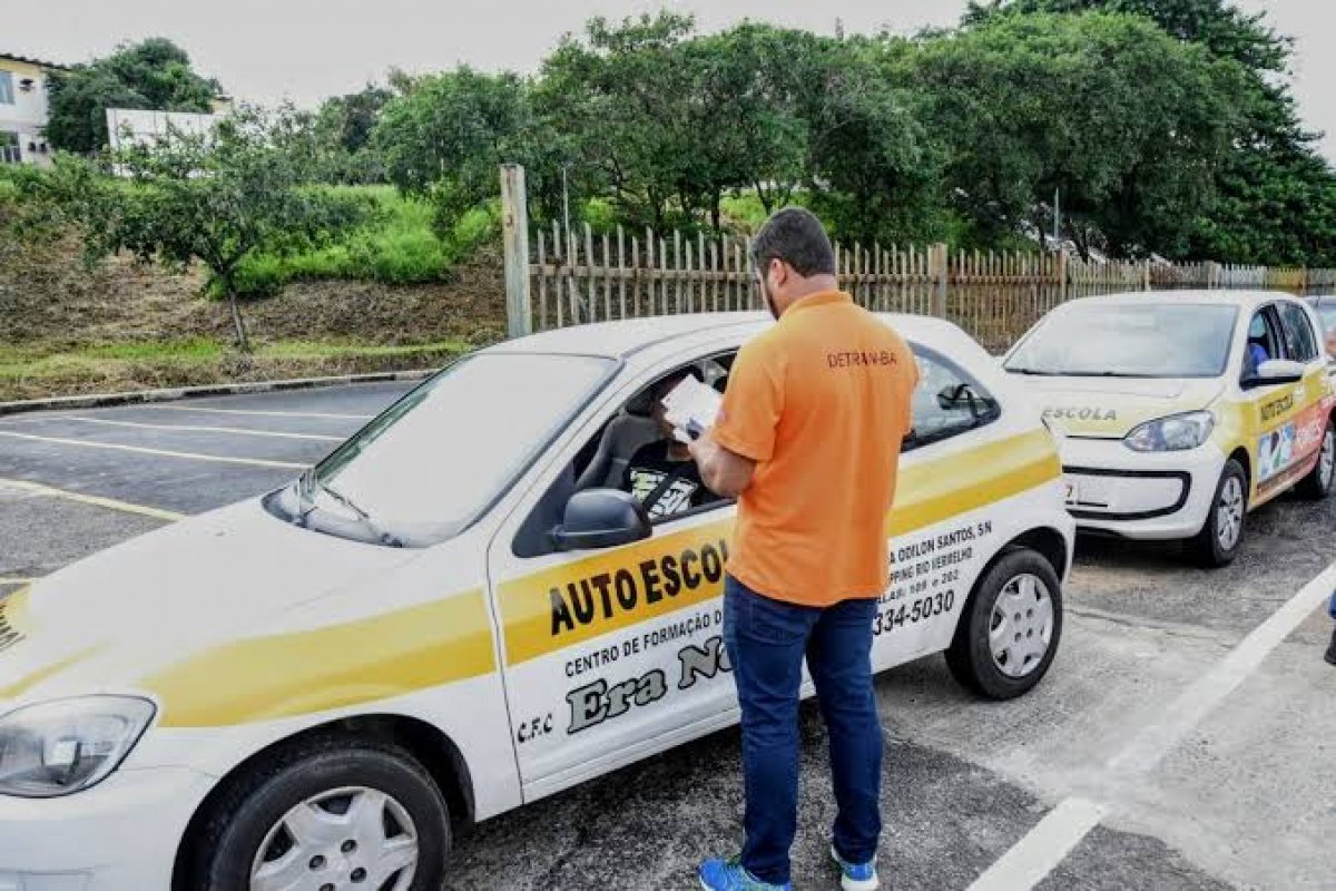 Coronavírus: Detran-BA suspende provas teóricas e práticas para primeira habilitação