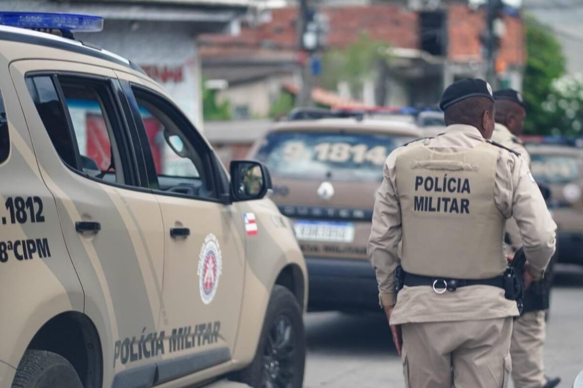 Mulher de 55 anos é morta a tiros em frente ao próprio bar no interior da Bahia 
