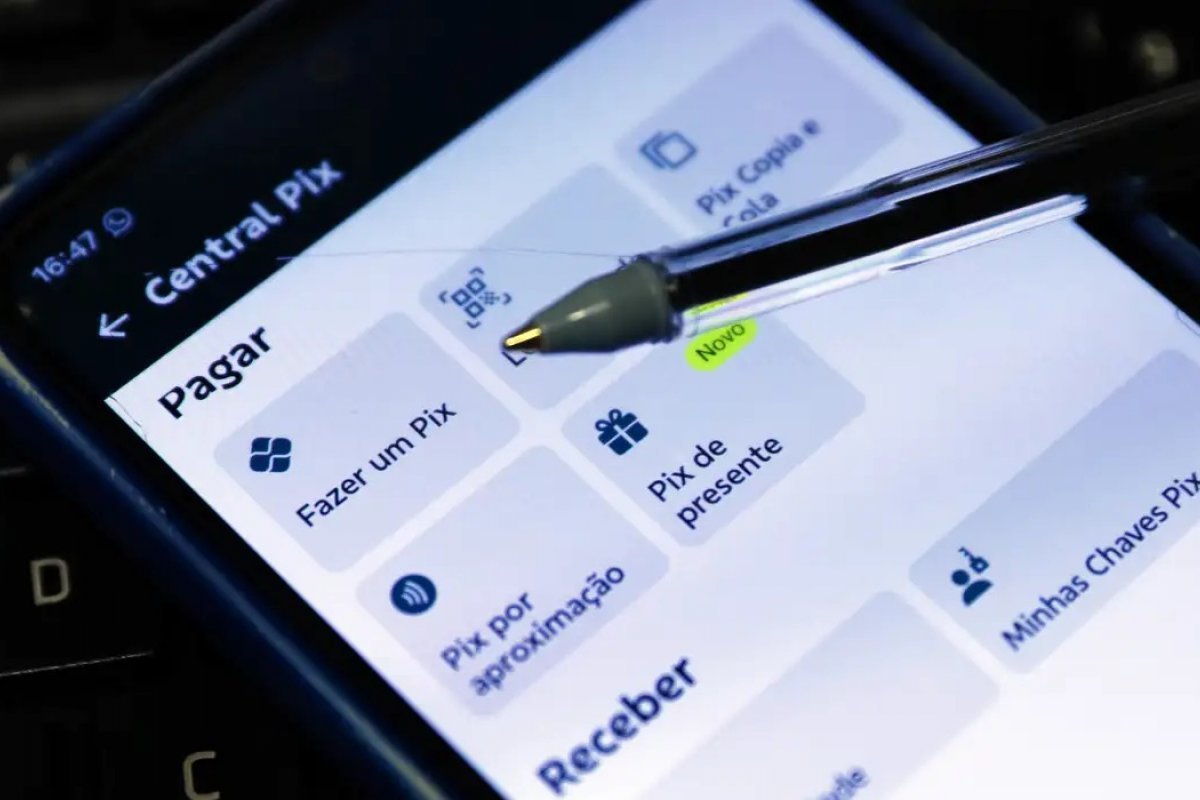 Pix apresenta instabilidade e fica indisponível por mais de três horas neste domingo