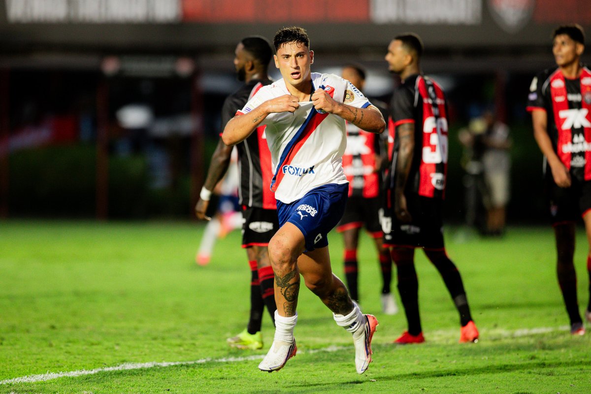 Bahia vence o Vitória no Barradão, quebra tabu no Brasileirão e fecha 2026 invicto nos Ba-Vis