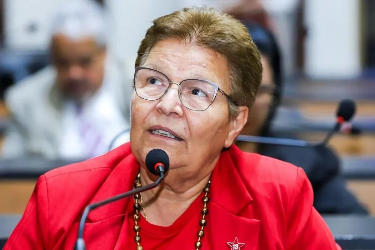 Deputada Fátima Nunes se envolve em acidente com quatro veículos na BR-110