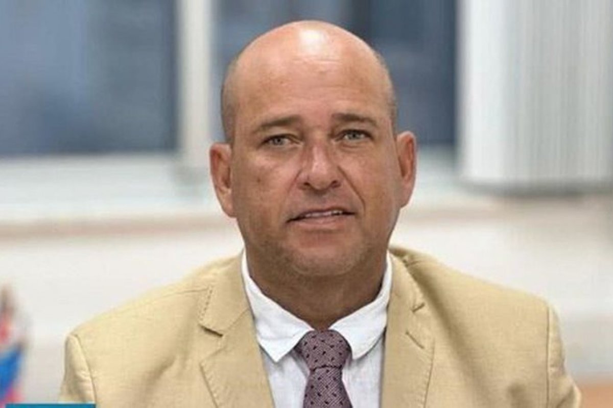 Justiça Eleitoral pede processos de Binho Galinha antes de decidir candidatura