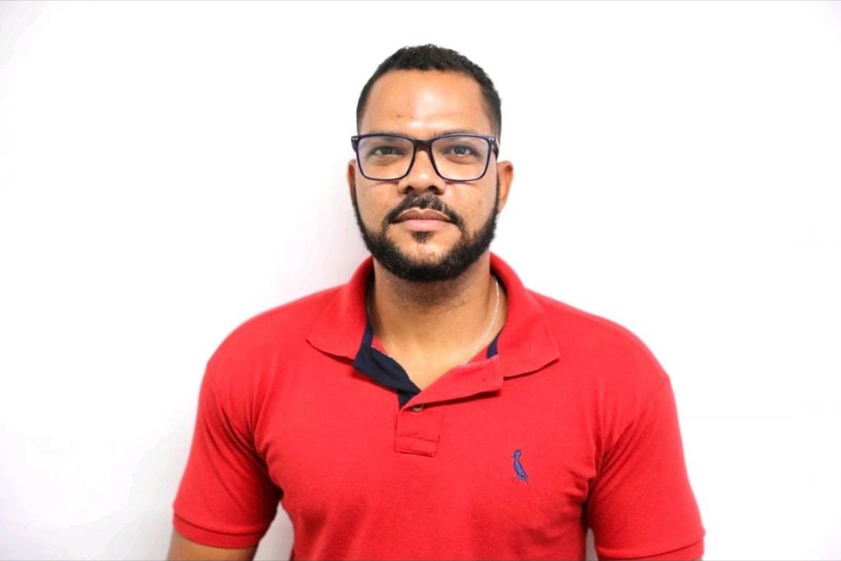 Escritor baiano Diego Cardoso lança a sua segunda obra na 28ª Bienal Internacional do Livro de São Paulo! 