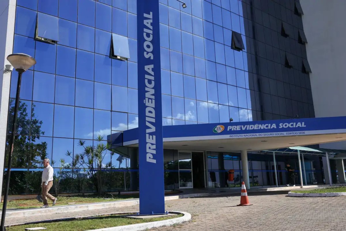 Justiça libera R$ 2,7 bi para pagar atrasados do INSS