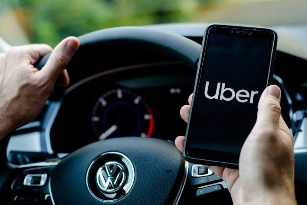 MPT aciona Uber para suspender 'Passe para Motoristas' e pede R$ 321 milhões