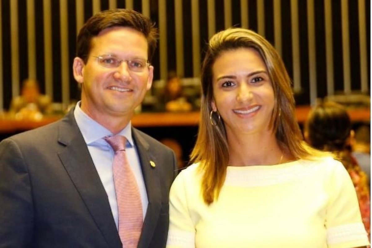 PL repassa R$ 7,6 milhões para campanhas de João e Roberta Roma na Bahia